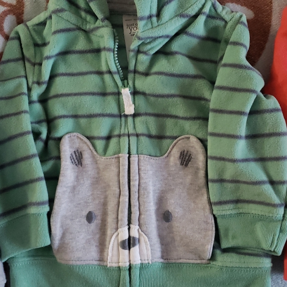 Sweatshirt bundle - Picture 7 of 9